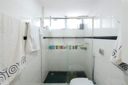 Apartamento à venda com 2 quartos, sendo 1 suíte,  em Tijuca, Rio de Janeiro, RJ