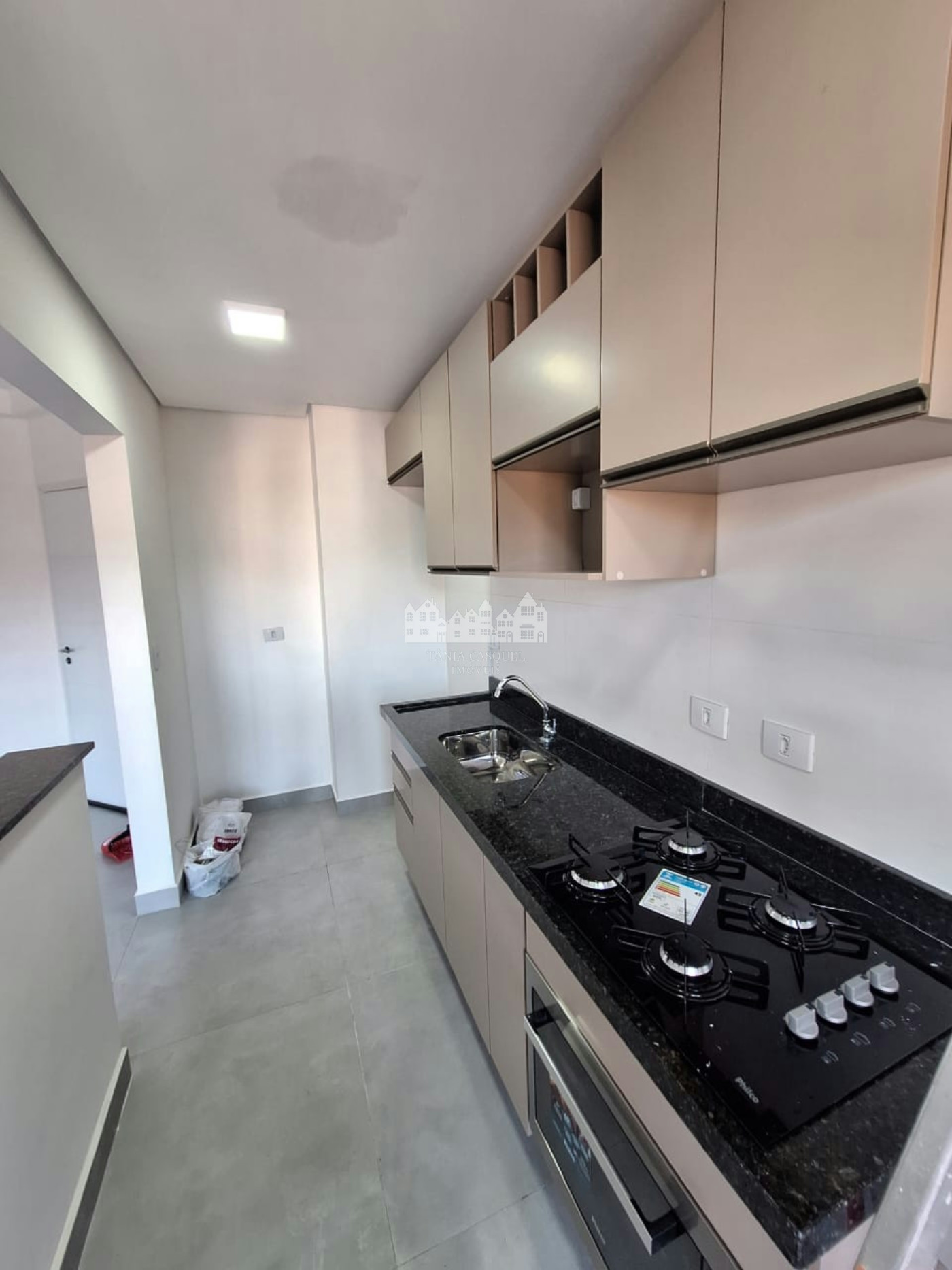Apartamento à venda com 2 quartos, sendo 1 suíte, no Residencial Safira, Alvinópolis, Atibaia - SP