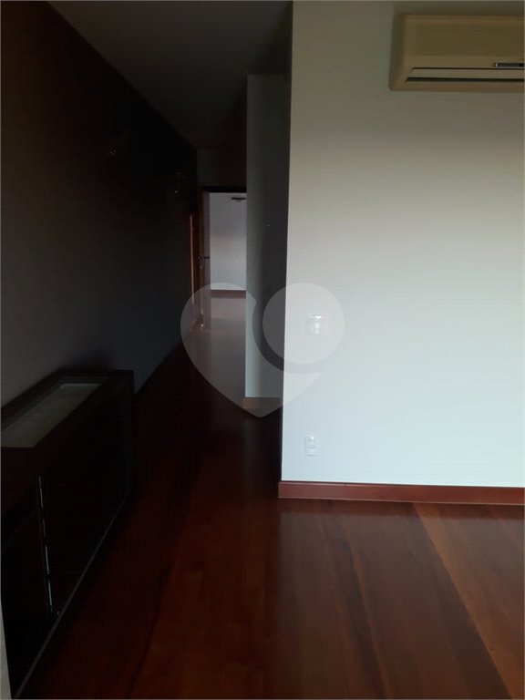 Casa à venda com 4 suítes no condomínio Jardim Vila Paradiso, Indaiatuba - SP