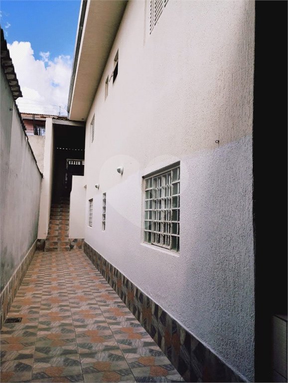 Casa Térrea à venda com 2 suítes em Jardim São Francisco, Mogi das Cruzes, SP