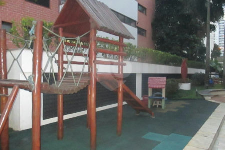 Apartamento à venda com 3 quartos, sendo 1 suíte, em Real Parque, São Paulo, SP