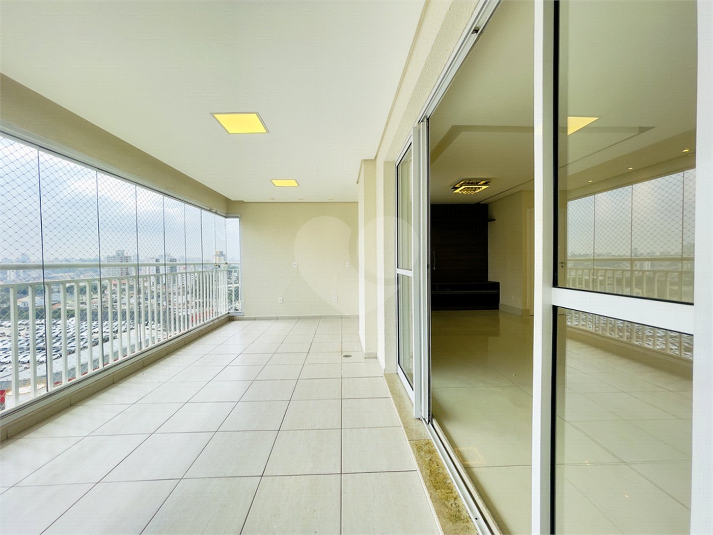 Apartamento à venda com 3 quartos, sendo 4 suítes,  no Centro, São Bernardo do Campo, SP