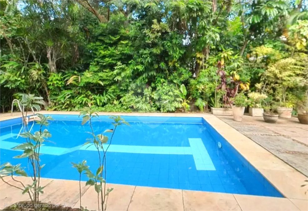Casa à venda com 4 quartos, sendo 2 suítes,  em Jardim Botânico, Rio de Janeiro, RJ