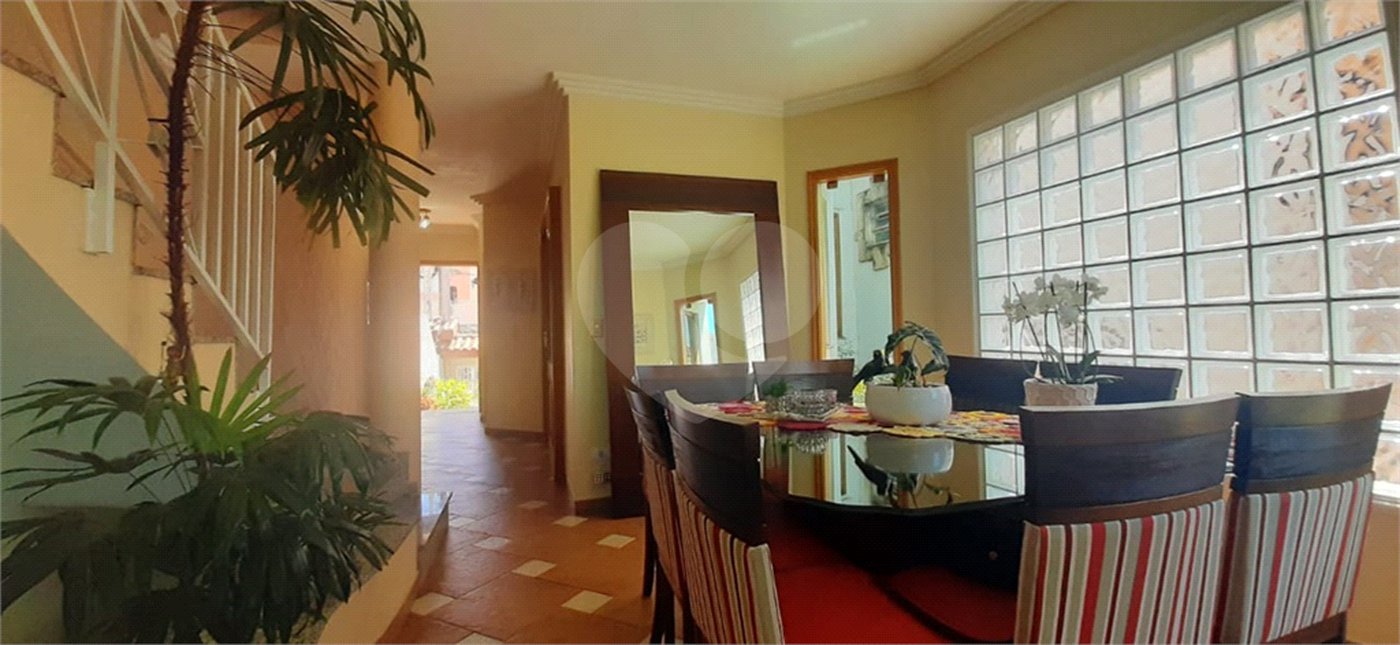 Casa à venda com 4 quartos, sendo 2 suítes,  em Jardim Paraíso, São Paulo, SP