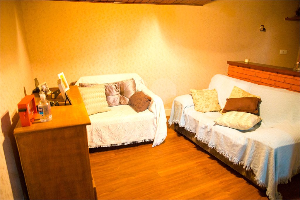 Casa Térrea à venda com 4 quartos, sendo 1 suíte,  em Super Quadra Morumbi, São Paulo, SP