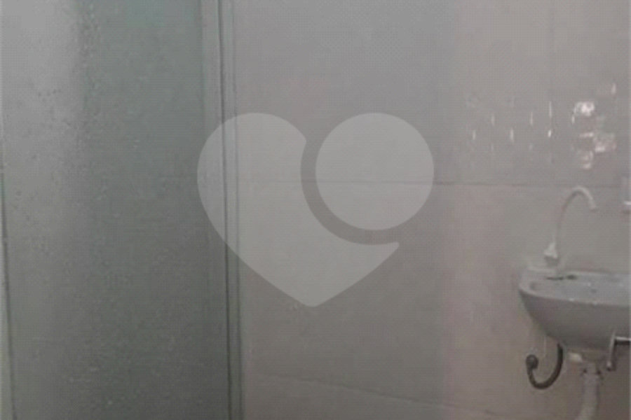 Sobrado à venda ou para alugar com 4 quartos, sendo 2 suítes, em Santana, São Paulo, SP