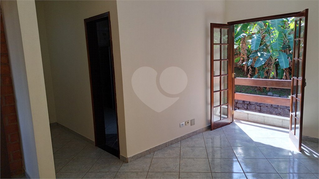 Casa à venda com 3 quartos, sendo 1 suíte, em Serra da Cantareira, Mairiporã, SP