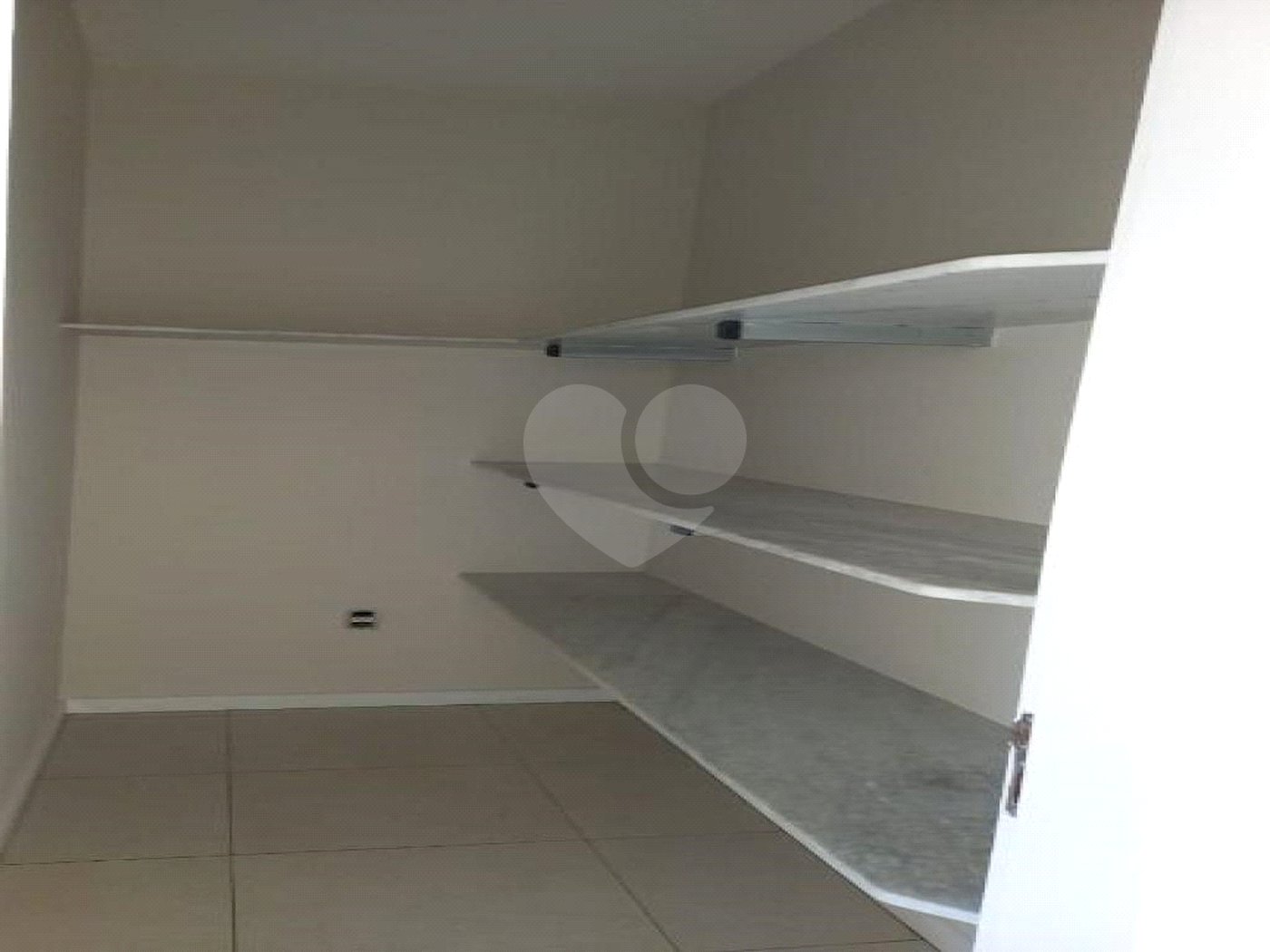Casa à venda com 3 quartos em Bosque, Vinhedo, SP
