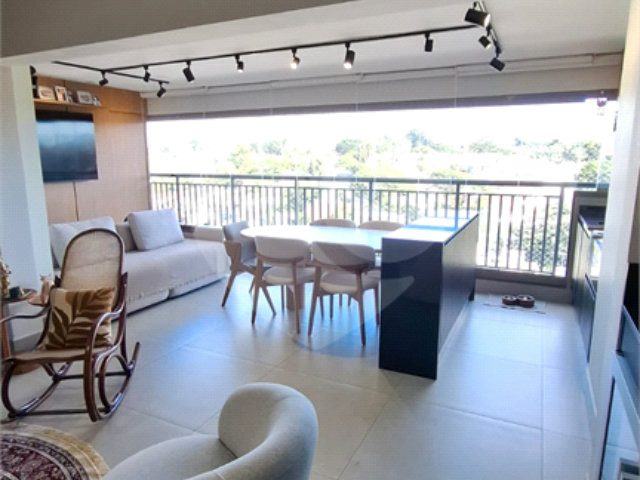 Apartamento à venda com 3 suítes em Jardim Prudência, São Paulo, SP