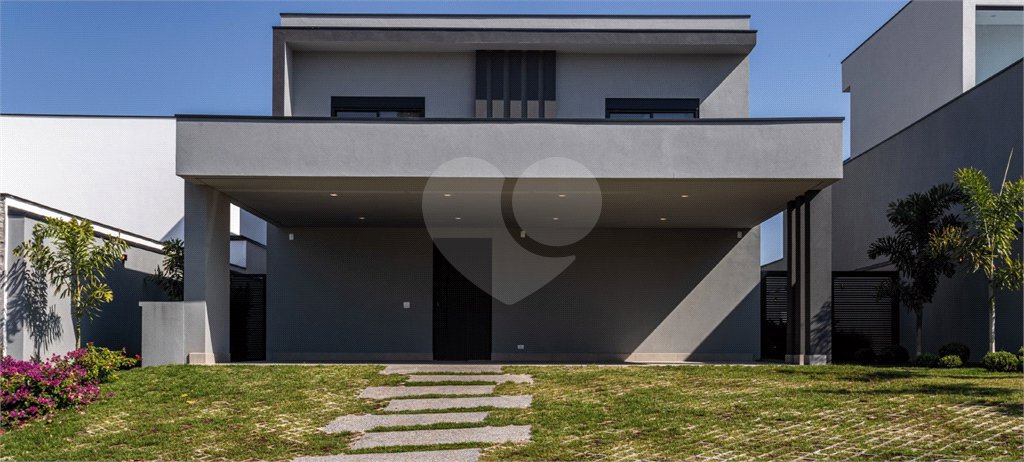 Casa à venda com 4 suítes no condomínio Villas do Golf, Itu - SP