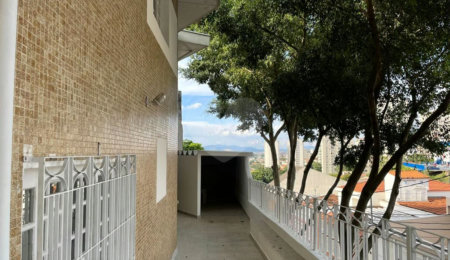 Casa à venda com 3 quartos, sendo 2 suítes,  em Jardim Leonor Mendes de Barros, São Paulo, SP