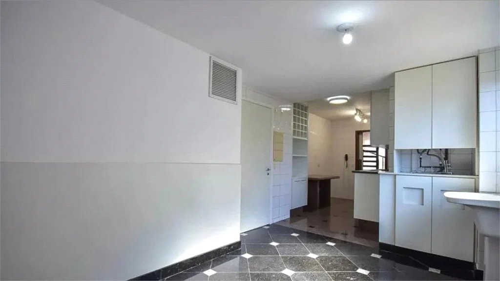 Cobertura à venda com 3 quartos, sendo 2 suítes, em Paraíso do Morumbi, São Paulo, SP