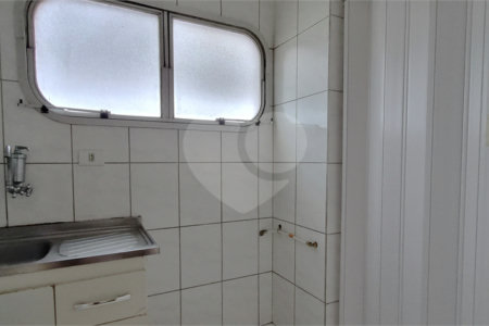 Apartamento à venda com 1 suíte em Vila Alexandria, São Paulo, SP