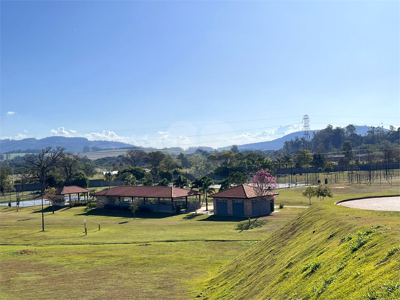 Terreno á venda no Condomínio Residencial Sete Lagos em Itatiba SP REF:947640