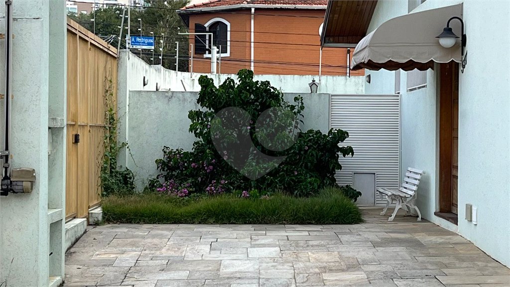 Casa à venda com 3 suítes em Vila Cordeiro, São Paulo, SP