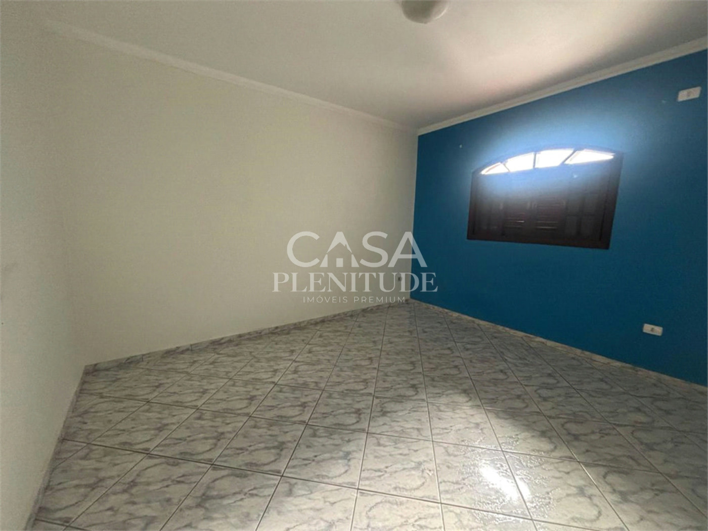 Sobrado à venda com 3 quartos, sendo 1 suíte, em Wanel Ville, Sorocaba, SP