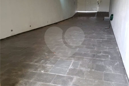Sobrado à venda com 3 quartos, sendo 1 suíte, em Vila Maria Alta, São Paulo, SP