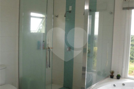 Casa à venda com 4 quartos, sendo 2 suítes, em Pinhal, Jarinu, SP