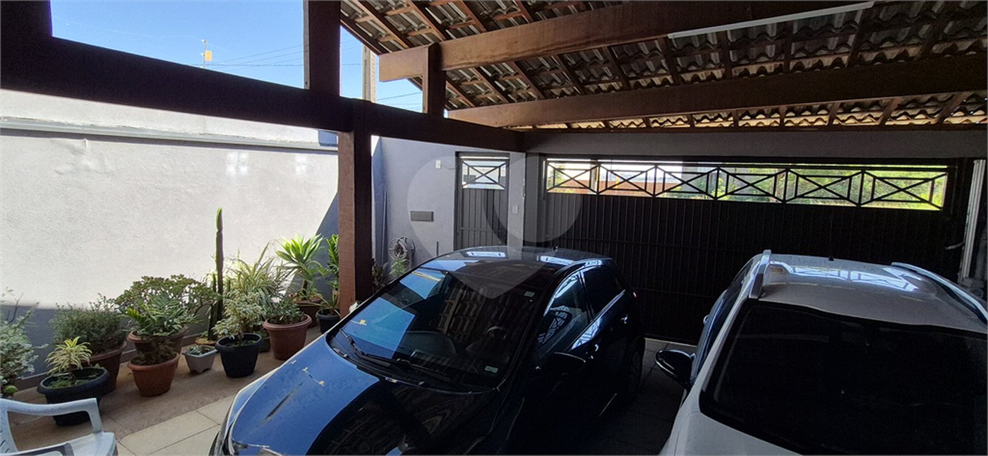 Casa à venda com 4 quartos, sendo 3 suítes, em Parque São Camilo, Itu, SP