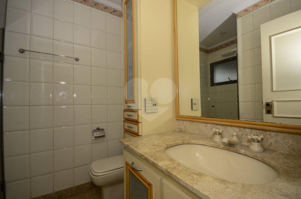 Apartamento à venda com 4 quartos, sendo 2 suítes, em Paraíso do Morumbi, São Paulo, SP