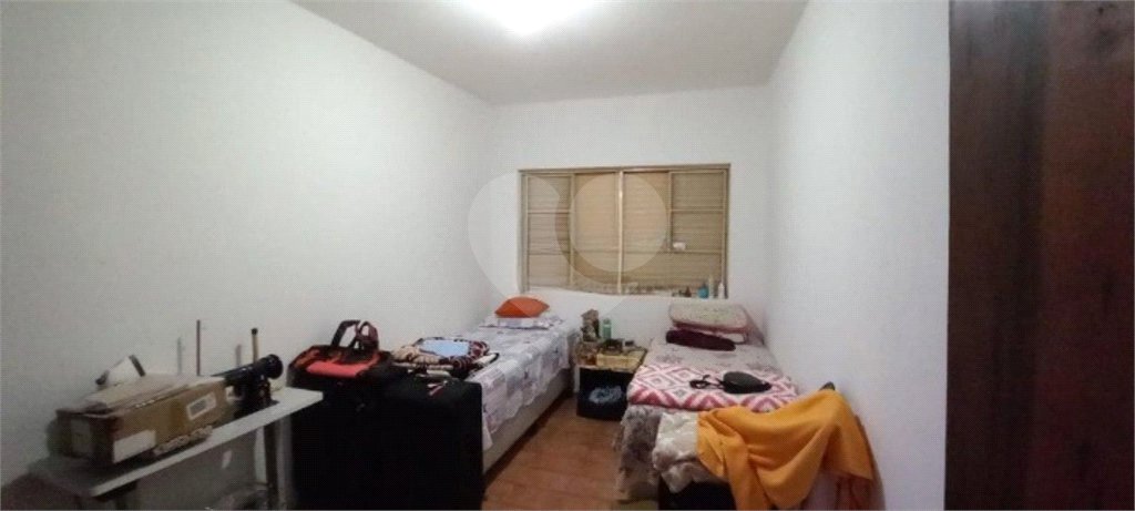 Casa à venda com 3 quartos, sendo 1 suíte, em Vila Barcelona, Sorocaba, SP