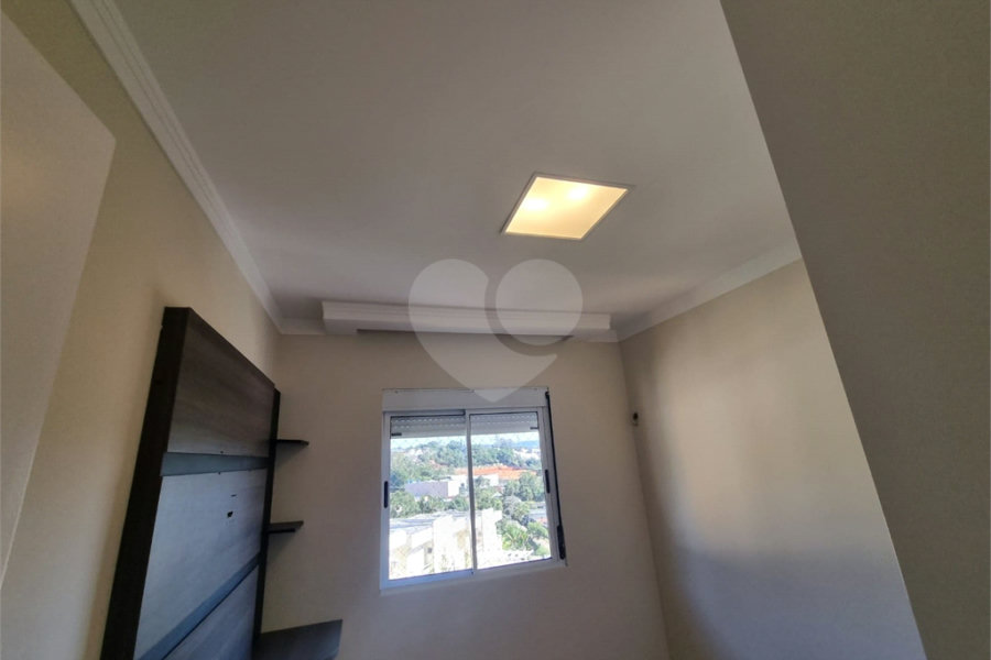 Sobrado à venda com 3 quartos, sendo 1 suíte,  em Jardim Belizário, Cotia, SP
