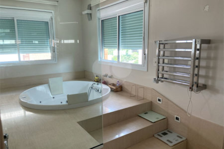 Apartamento à venda com 2 suítes em Vila Mariana, São Paulo, SP