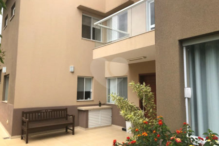 Casa à venda com 5 suítes no condomínio Terras de Mont Serrat, Salto - SP