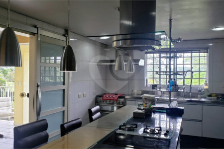 Casa à venda com 4 suítes no condomínio Espaço Natureza, São Paulo - SP