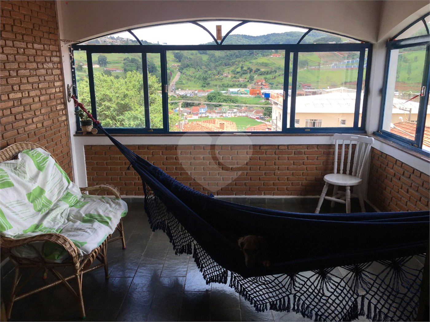Casa à venda com 4 quartos, sendo 1 suíte, no Centro, Piracaia, SP