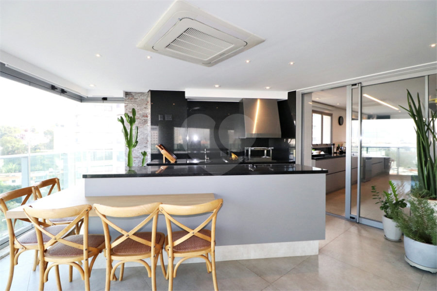 Apartamento à venda com 4 suítes em Santana, São Paulo, SP