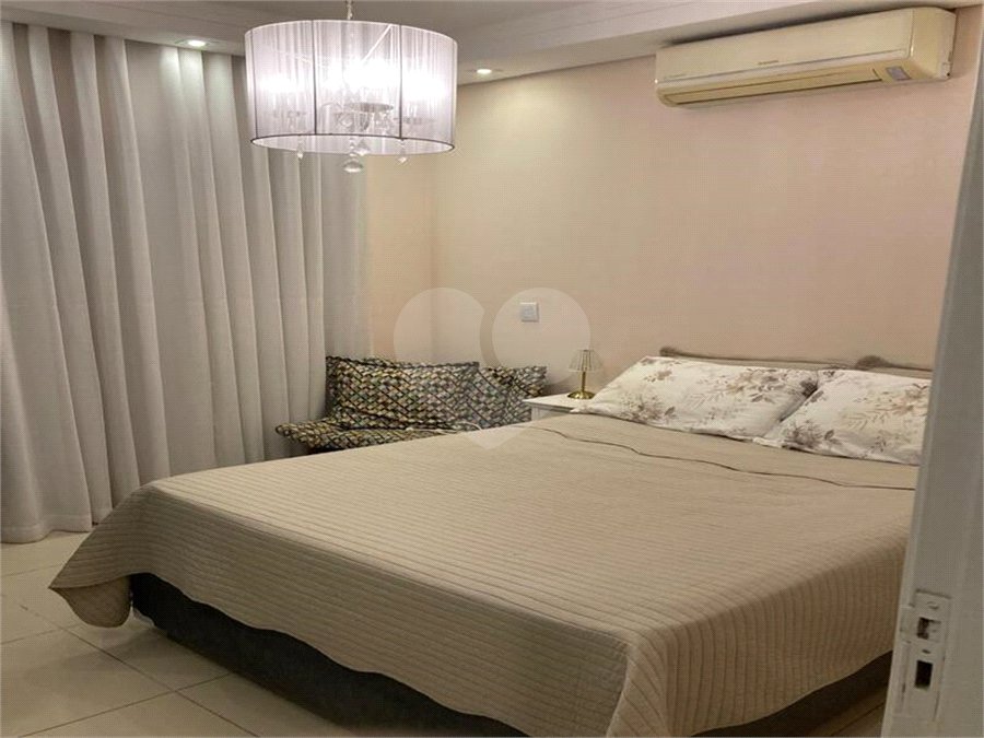Casa à venda com 3 quartos, sendo 1 suíte, no condomínio Residencial Green Village, Indaiatuba - SP