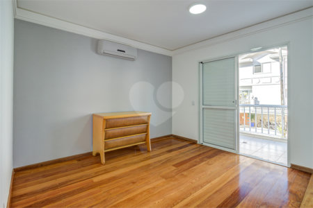 Casa à venda com 4 suítes no condomínio Ville de Marseille, São Paulo - SP