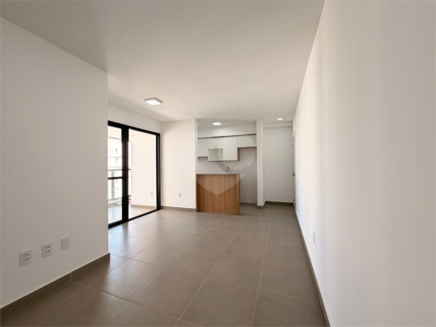 Apartamento à venda ou para alugar com 2 quartos, sendo 1 suíte, em Parque Campolim, Sorocaba, SP
