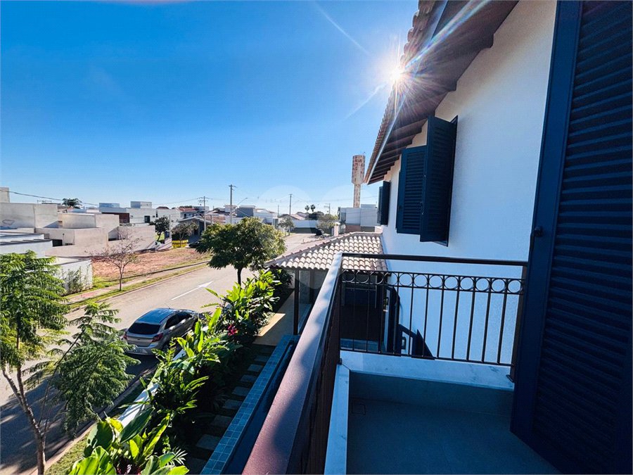 Casa à venda com 4 quartos, sendo 3 suítes, no condomínio Residencial Chácara Ondina, Sorocaba - SP