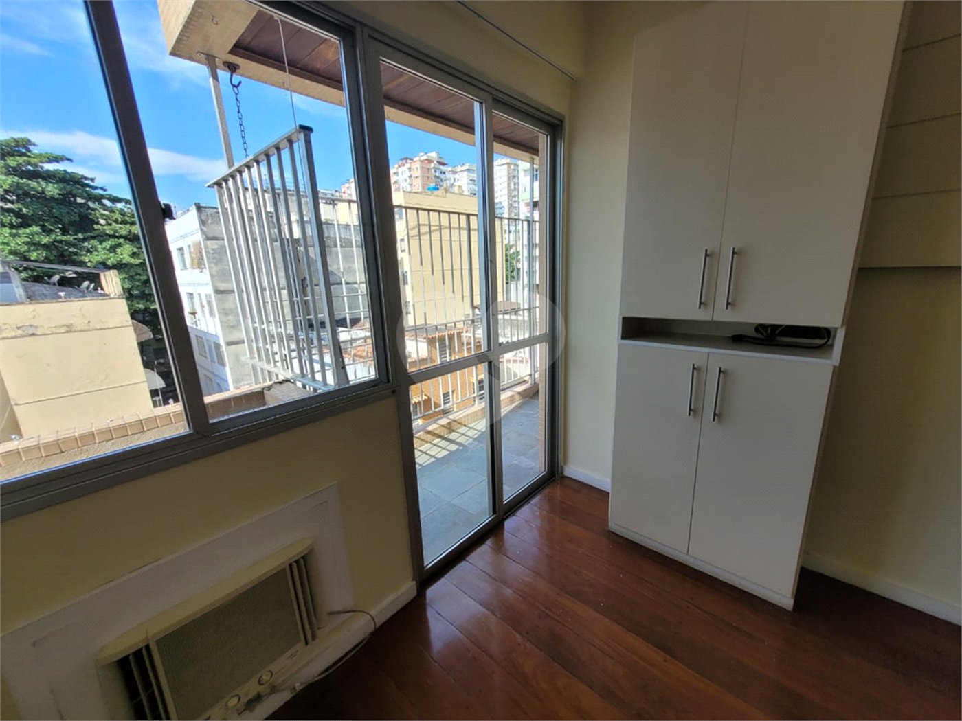 Apartamento à venda com 3 quartos, sendo 1 suíte,  em Tijuca, Rio de Janeiro, RJ
