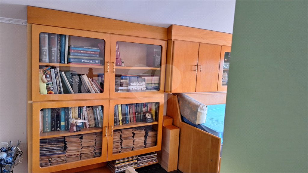 Sobrado à venda com 3 quartos, sendo 1 suíte, em Jardim Saira, Sorocaba, SP