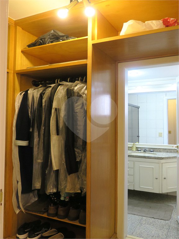 Apartamento à venda com 3 suítes em Vila Suzana, São Paulo, SP