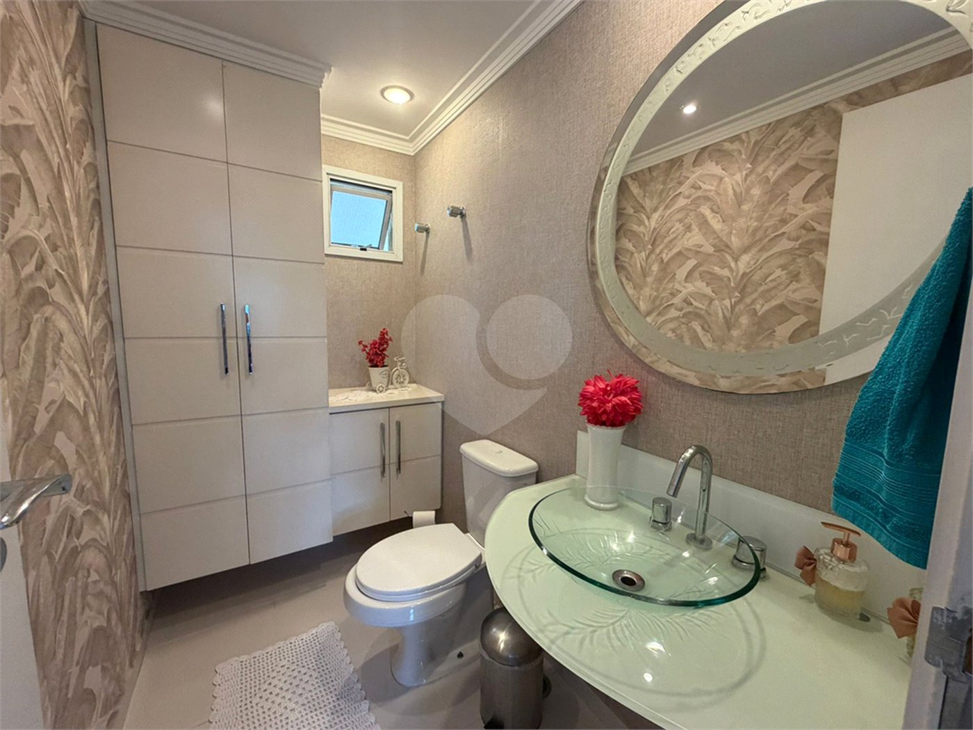 Apartamento à venda com 3 quartos, sendo 1 suíte,  em Vila Regente Feijó, São Paulo, SP