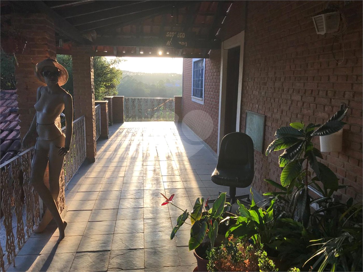 Chácara à venda com 4 quartos, sendo 1 suíte,  em Monterrey, Louveira, SP