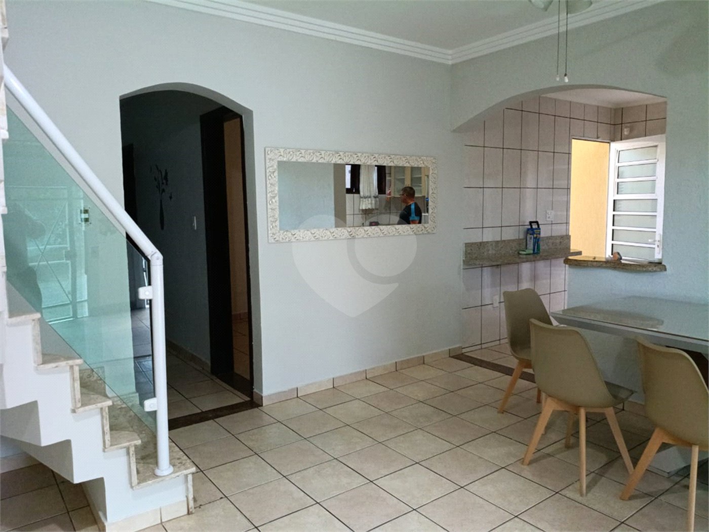 Casa à venda com 4 quartos, sendo 2 suítes,  em Vila Rei, Mogi das Cruzes, SP