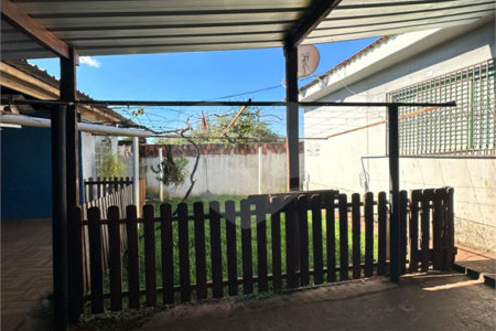Casa à venda com 4 quartos, sendo 1 suíte,  em Jardim Estoril, Ponta Porã, MS