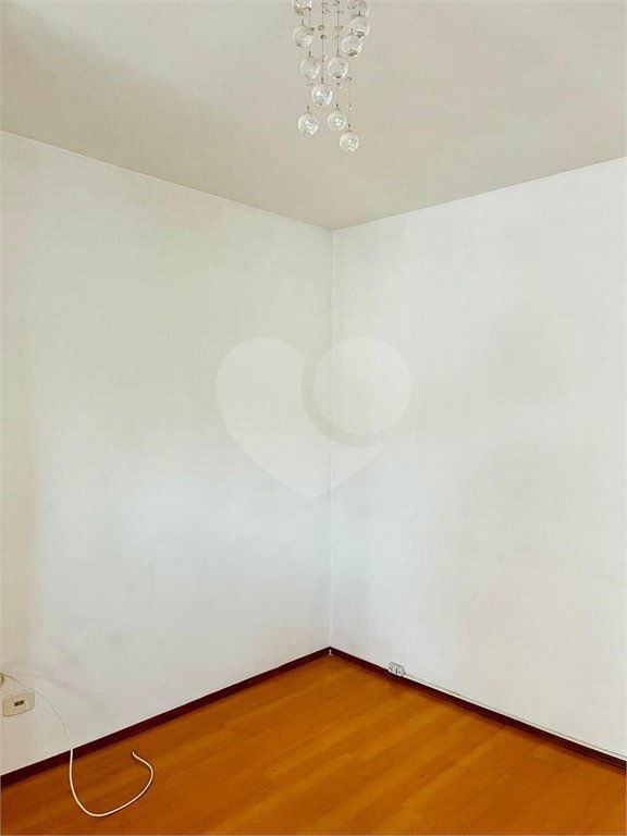 Apto à Venda Jd Glória/Vila Mariana- 2 Dormts/1 Vaga
