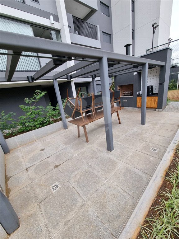 Apartamento à venda com 3 quartos, sendo 1 suíte,  em Ferreira, São Paulo, SP