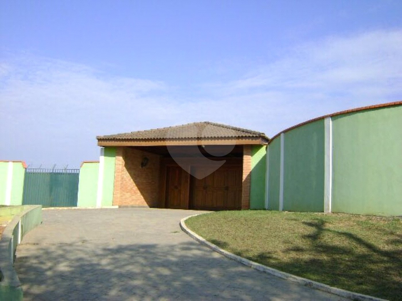 Chácara à venda com 3 quartos, sendo 2 suítes, em Éden, Sorocaba, SP