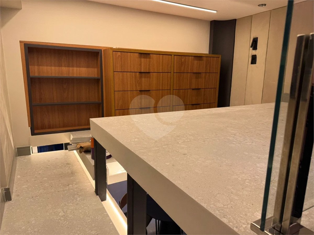 Locação - 1 dormitório com 34 m² – Brooklin, pertinho do metrô Pacote: R$ 5.000,00 | Totalmente mobiliado