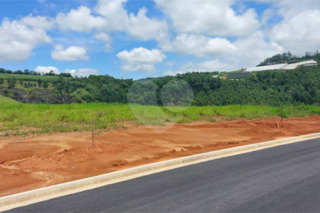 Terreno à venda no condomínio Parque Serras de Atibaia 3, Atibaia - SP