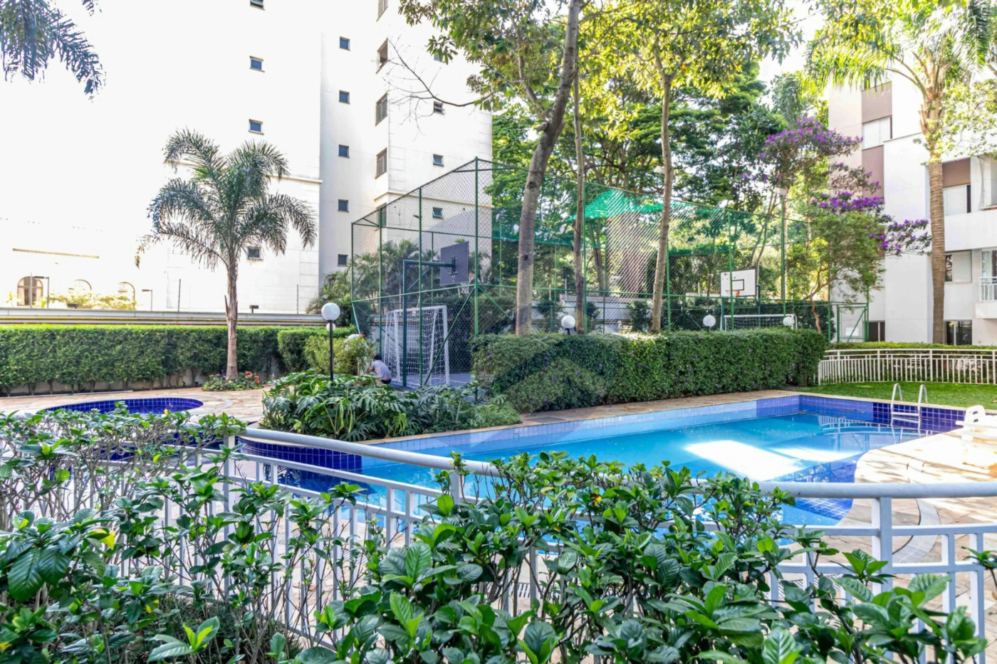 Apartamento à venda com 3 quartos, sendo 1 suíte, em Jardim Esmeralda, São Paulo - SP
