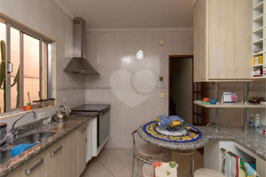 Casa à venda com 3 quartos, sendo 1 suíte, em Vila Gustavo, São Paulo, SP