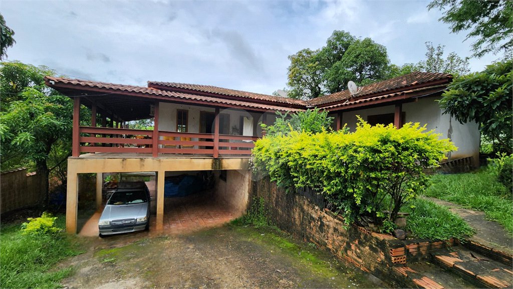 Chácara à venda com 3 quartos, sendo 1 suíte, em Jardim Buru, Salto, SP